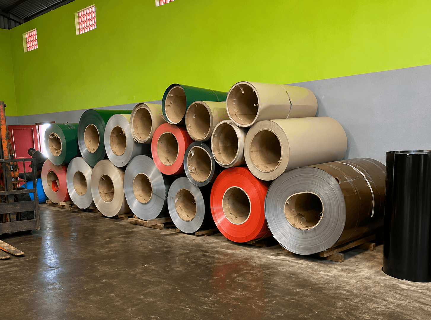 Juphil Aluminum warehouse and storage facility